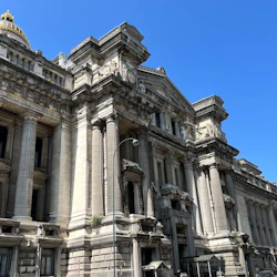 Brussels: City Highlights Audio Tour + Belgian Beer World Skip The Line Ticket 2