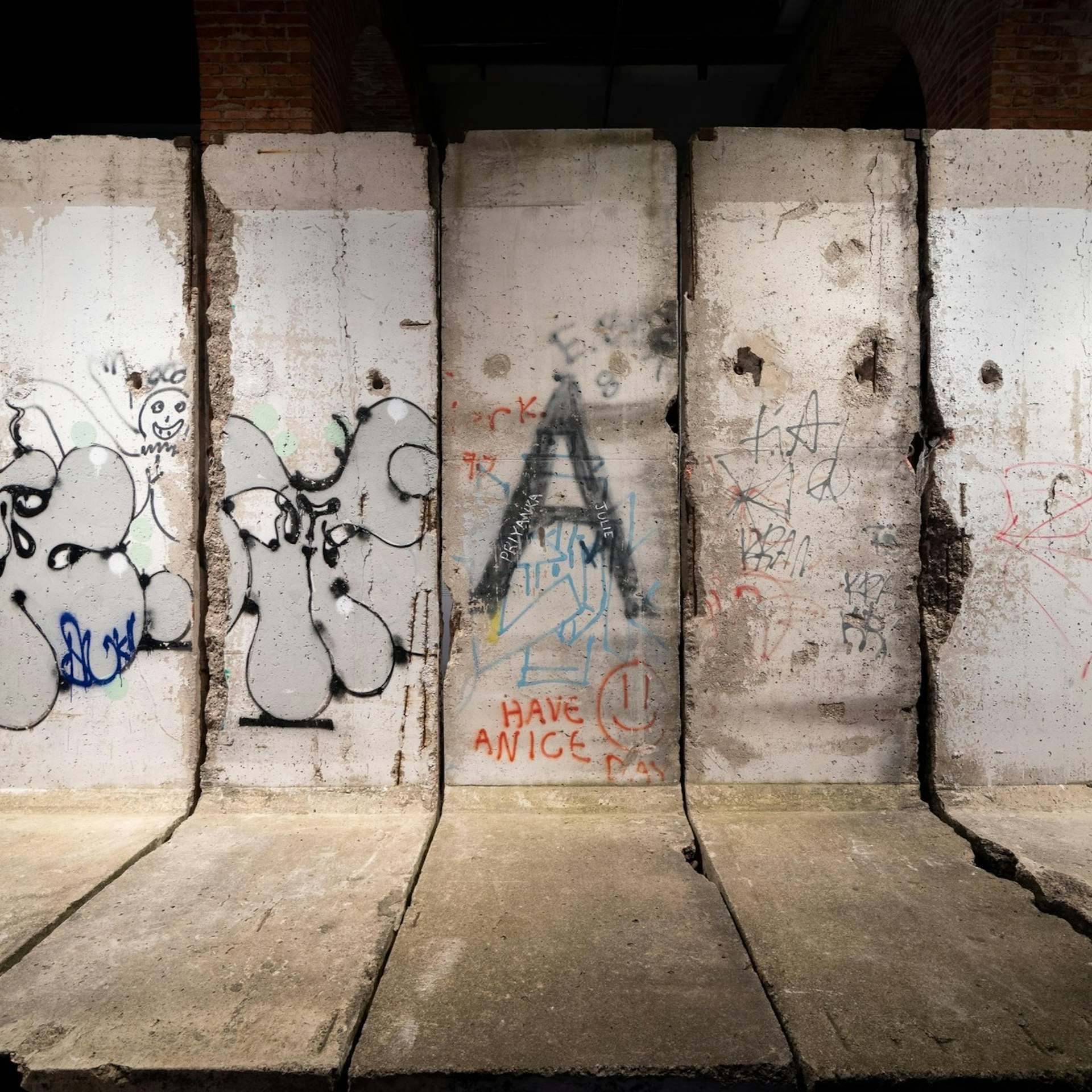 The Berlin Wall - A World Divided: Entry + Audio Guide