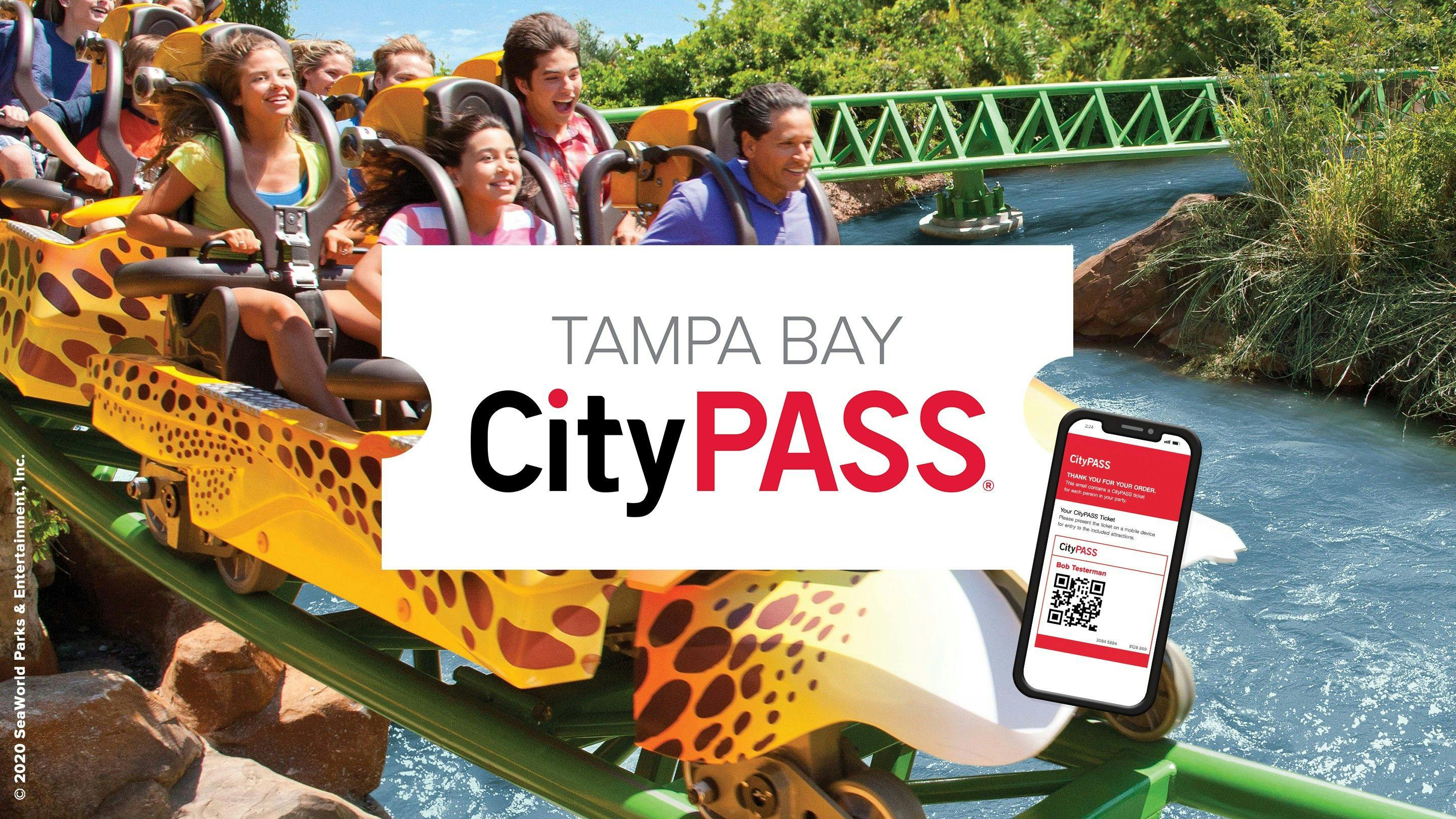 Persone che si godono un giro sulle montagne russe con il testo del Tampa Bay CityPASS e il codice QR del telefono sovrapposti alla scena.