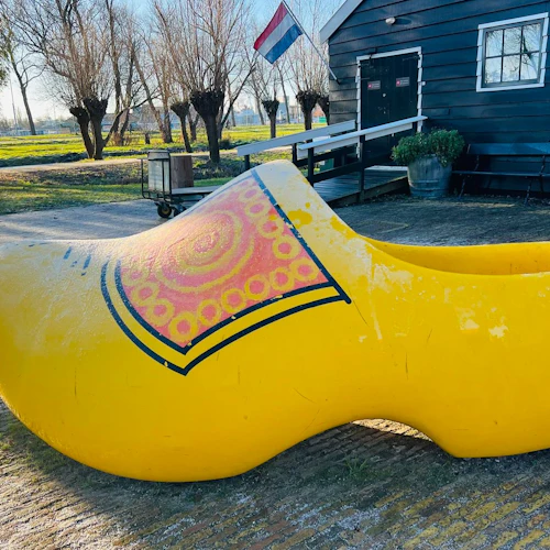 Zaanse Schans & Giethoorn: Small-Group Tour + Hotel Pickup + Boat Cruise - Photo 8