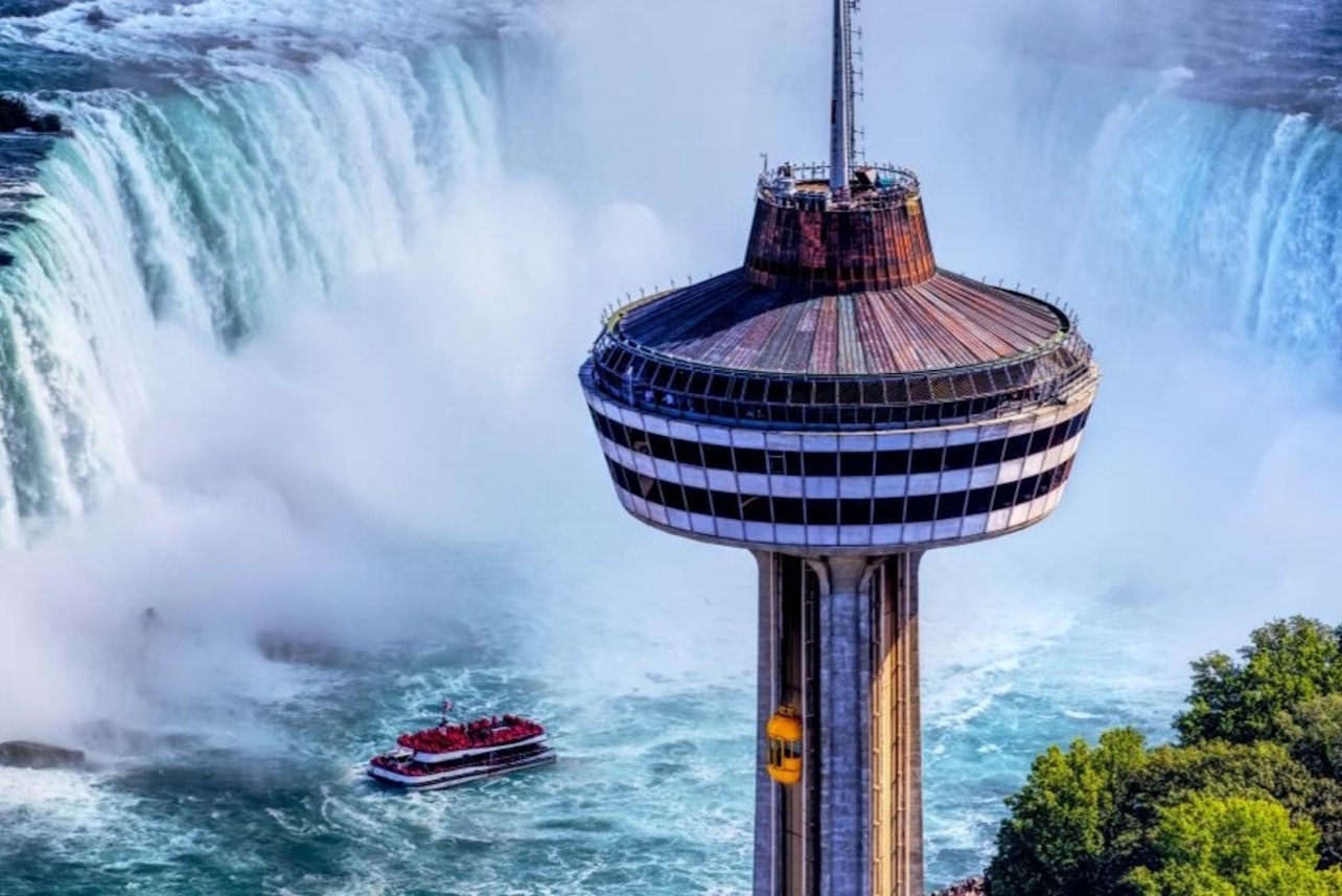 Ponte di osservazione della Torre Skylon - Alloggi in Cascate del Niagara