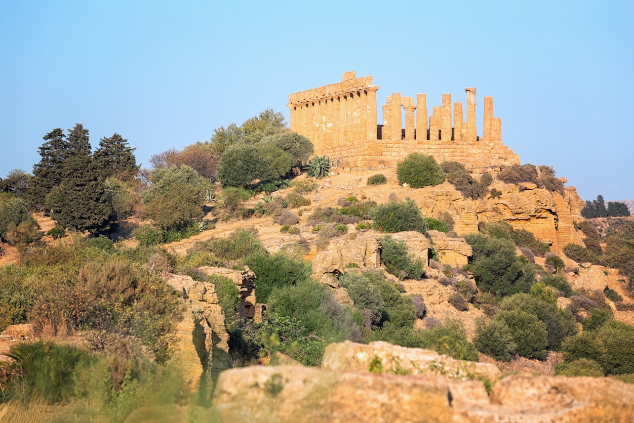 Entrada al Valle de los Templos con tarjeta postal digital Pemcards - Alojamientos en Agrigento