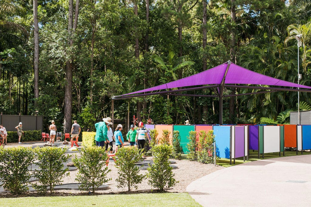 Toddlers Maze & Mini Golf