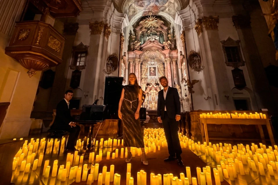 Salvatorsaal Vienna: Freddie Mercury Opera Show by Candle Glow