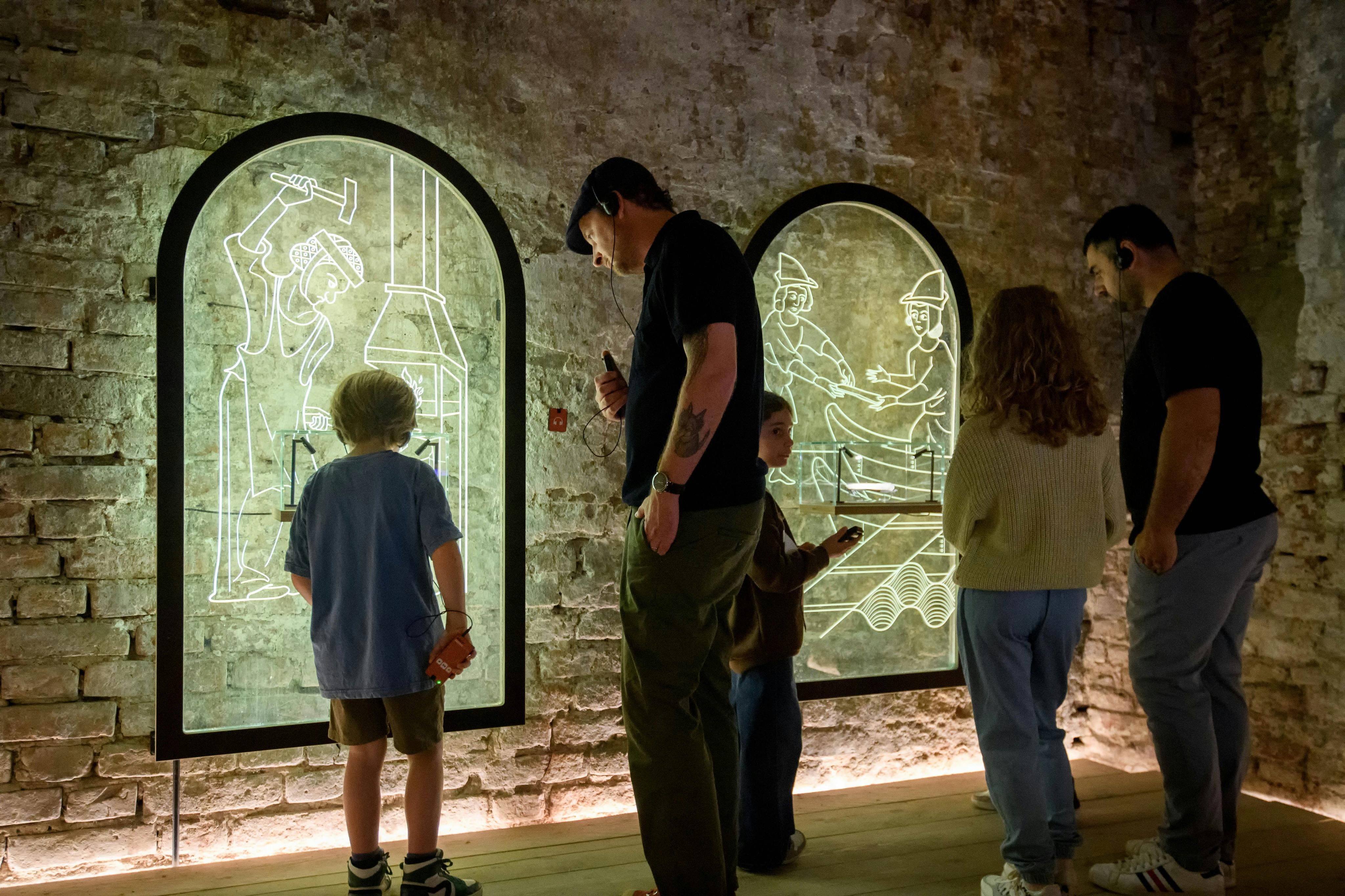 Windows with medieval illustrations and finds