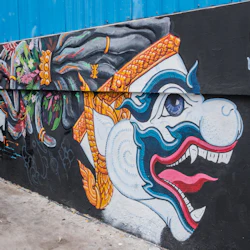 Phnom Penh: Food and Street Art Guided Tour
