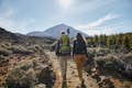 Wandelen naar de top van de berg Teide