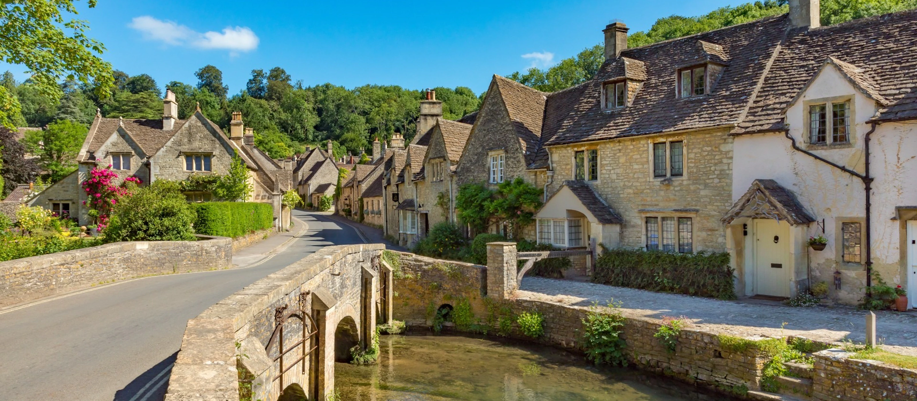 Cotswolds: Geführte Tagestour von London + Mittagessen