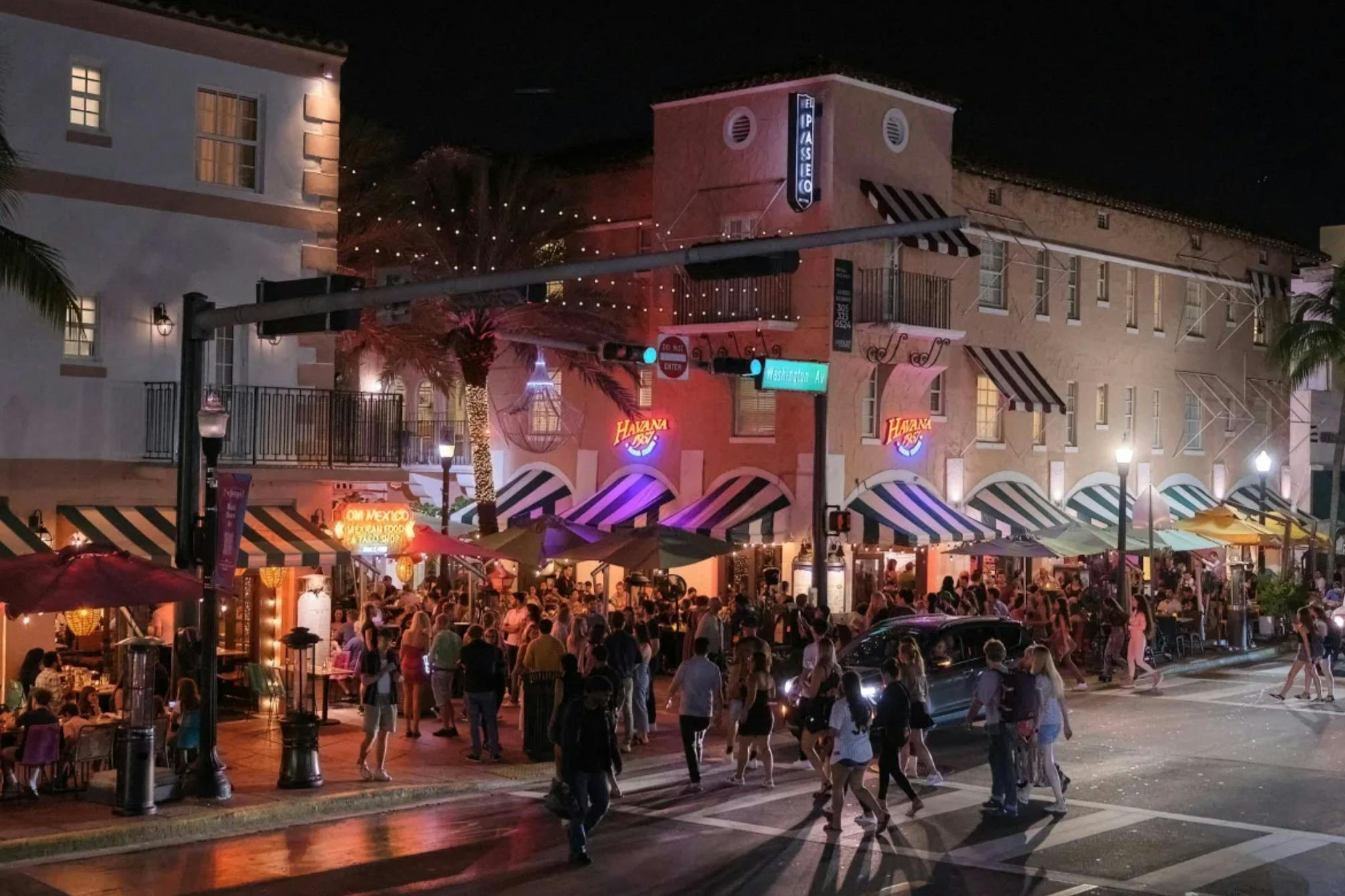 Big Bus Miami: Sightseeing Tour by Night - Photo 3