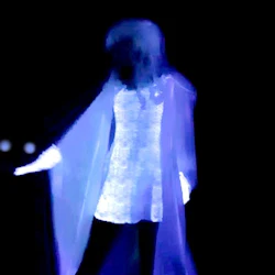 Från showen av svart ljus teater