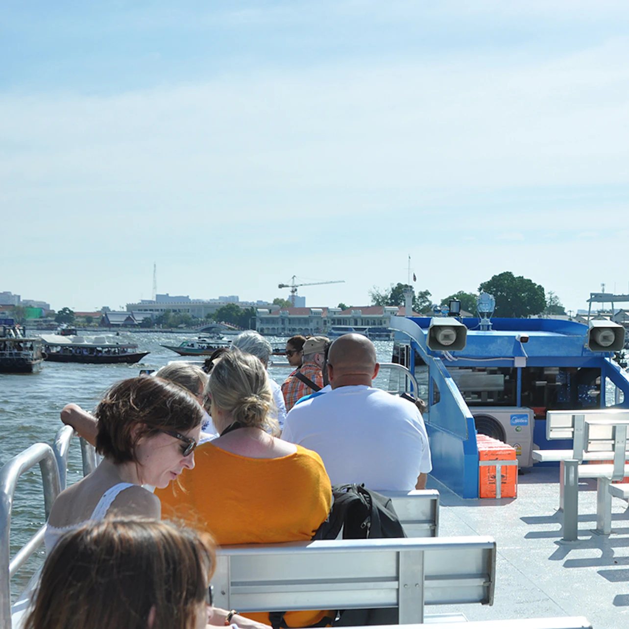 Hop-on Hop-off Boat Chao Phraya River: 1-Day Pass in Bangkok – Tiqets