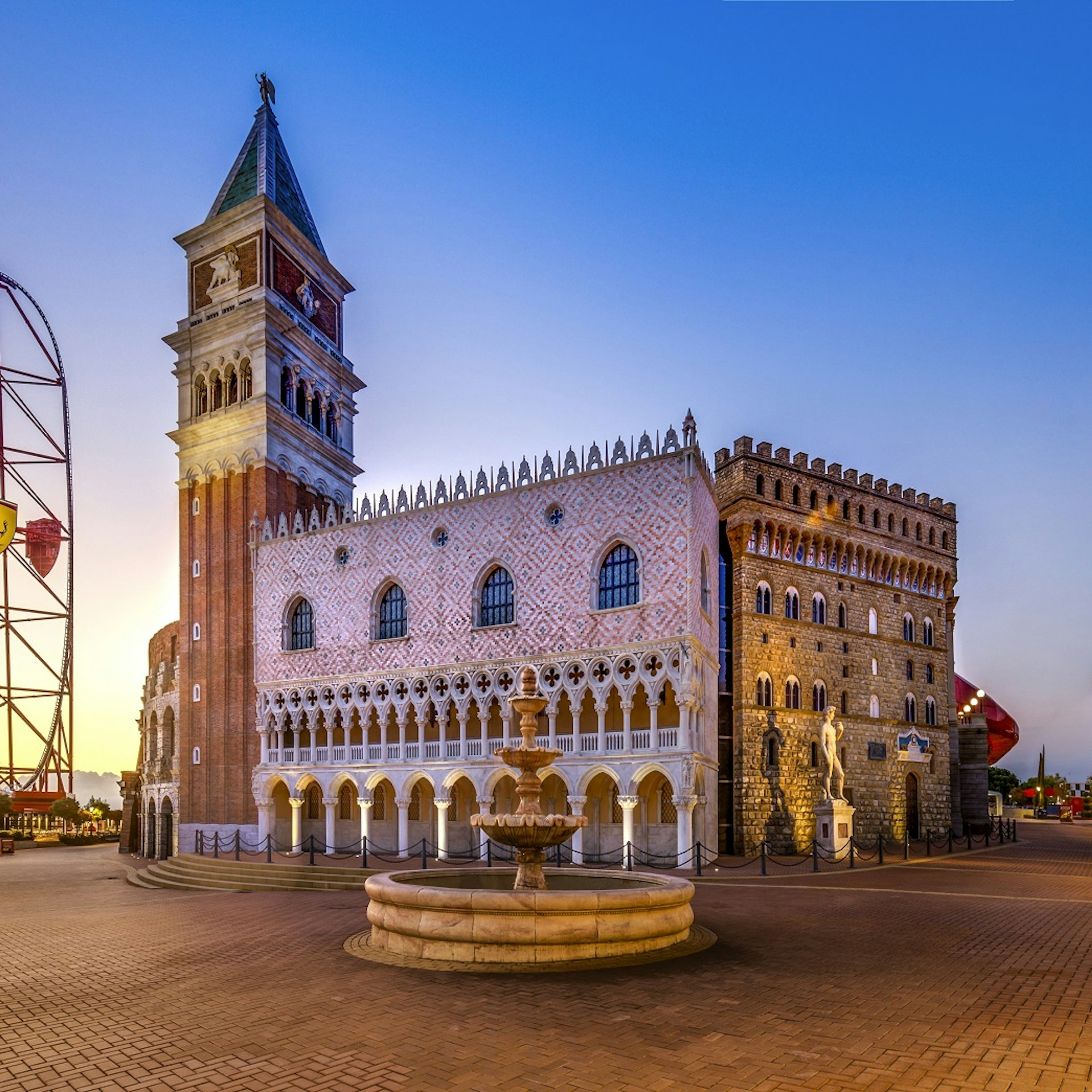PortAventura Park: Entrada + Transporte ida y vuelta desde Barcelona