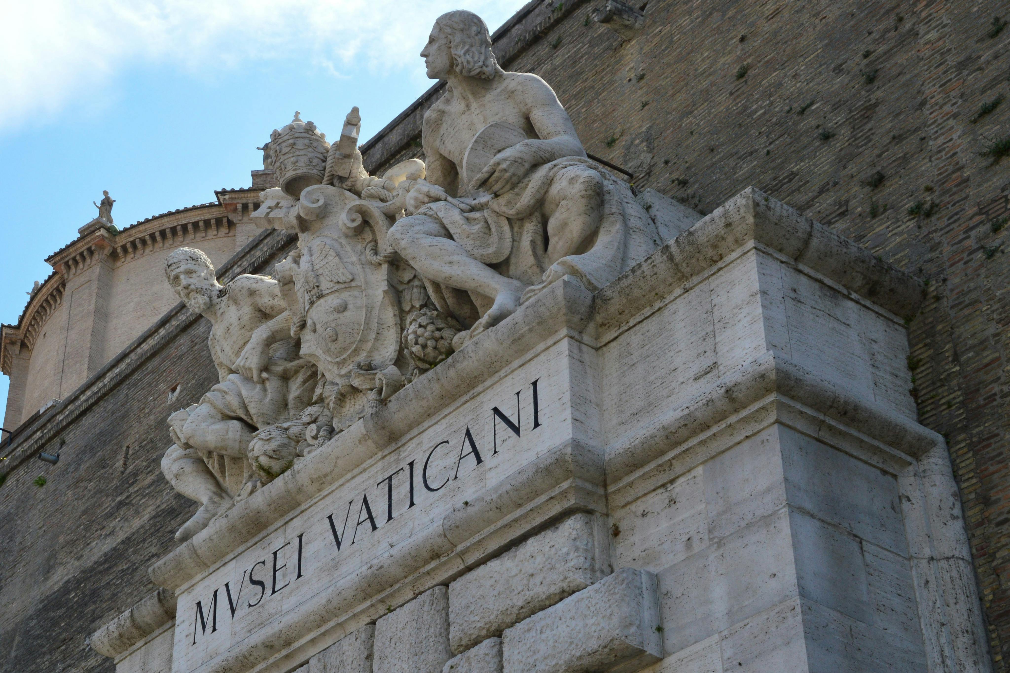 Vatican Museums: Small Guided Tour + Skip The Line