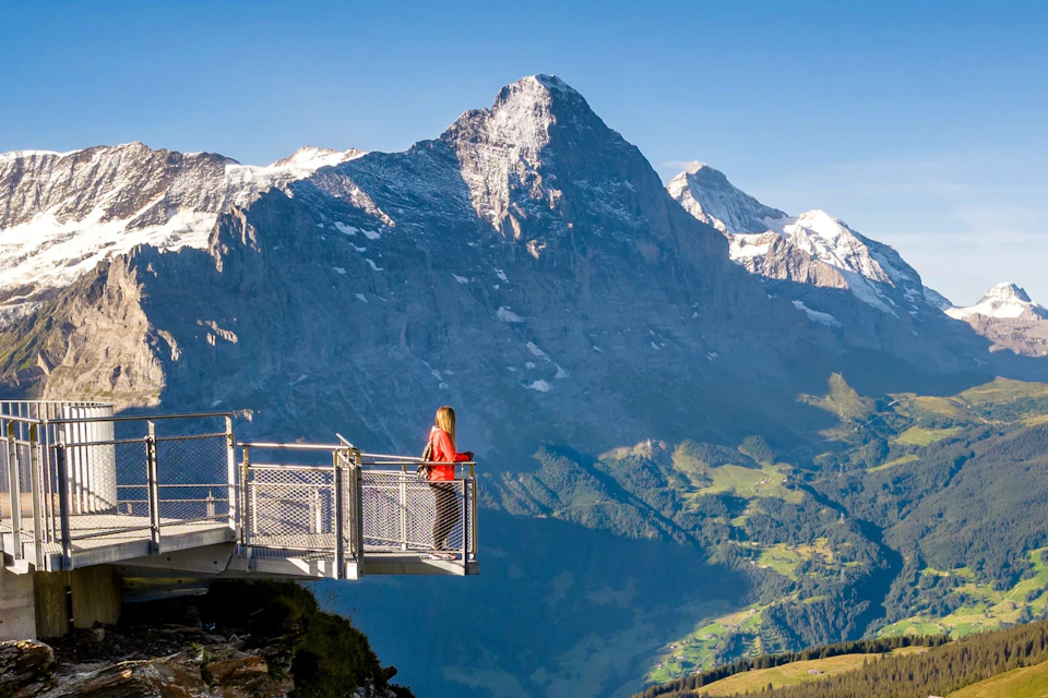 Grindelwald-First
First View