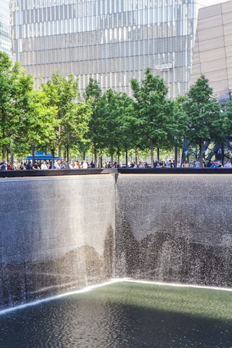グラウンドゼロオールアクセスガイド付きツアー+ 9/11ミュージアム+ワンワールド展望台(即日発券)