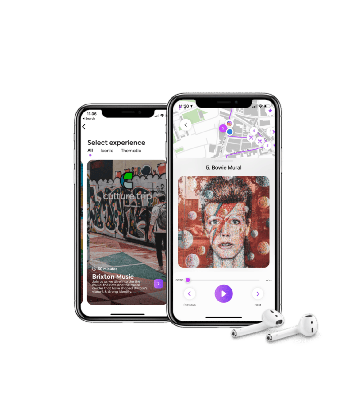 两部智能手机显示带有涂鸦之旅和地图的旅行应用程序屏幕。 旁边放着一副无线耳机。