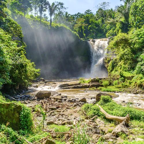 Bali Waterfalls Tour: Tibumana Waterfall, Tukad Cepung, Tegenungan Waterfall