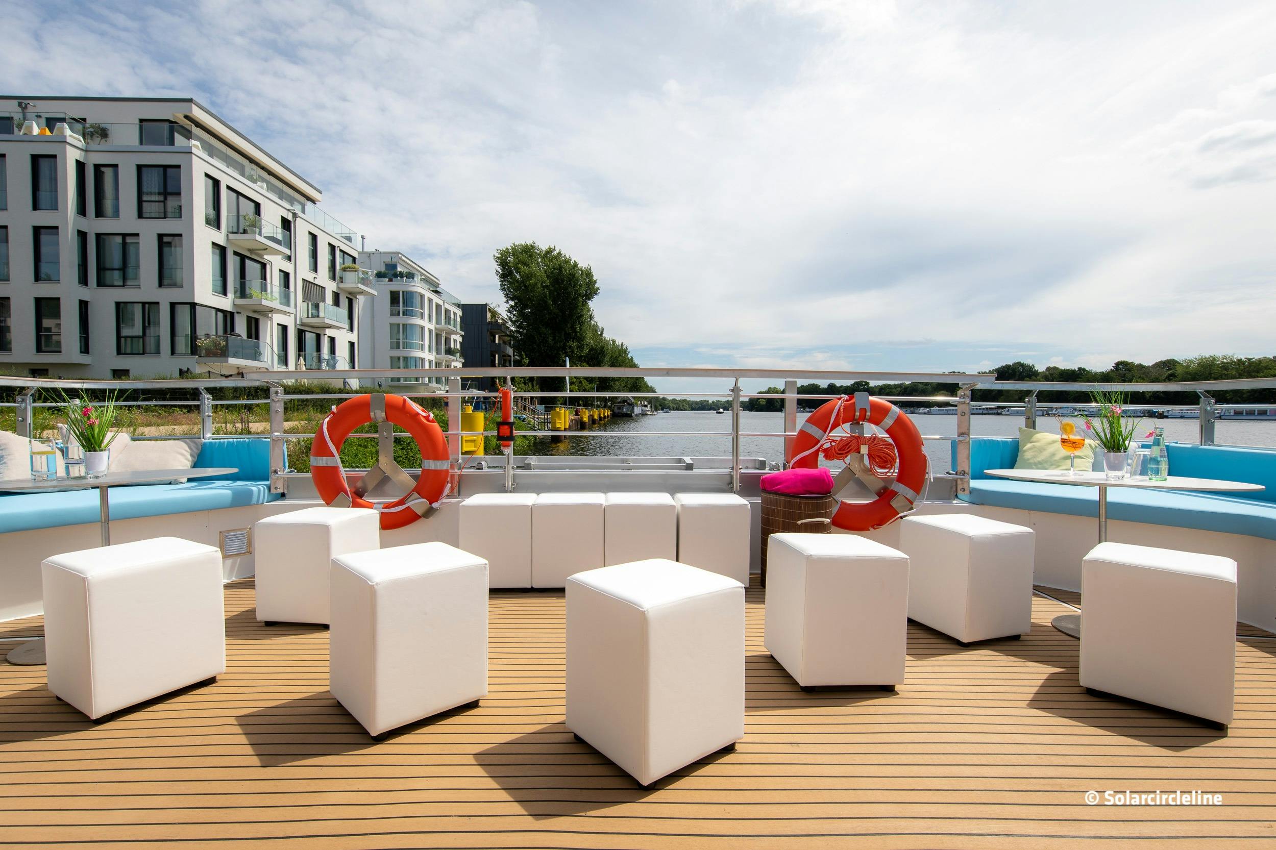 Schiffstour στο Βερολίνο im Solar-Catamaran