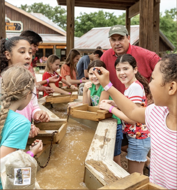 Natural Bridge Caverns: Discovery Tour