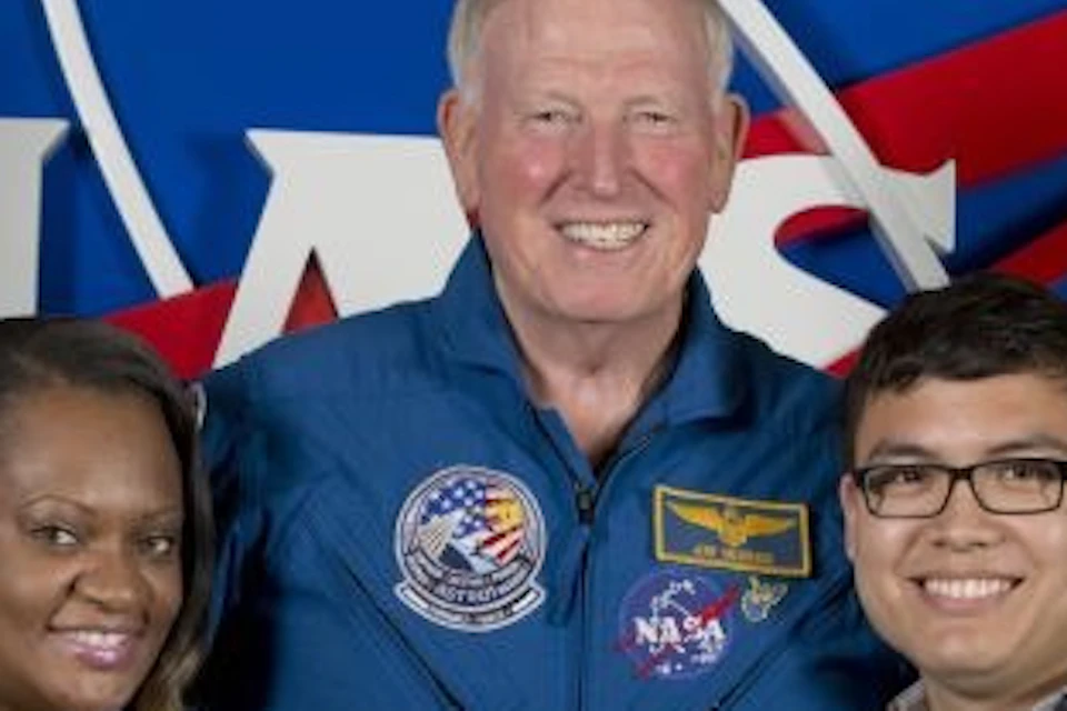 CHAT WITH AN ASTRONAUT