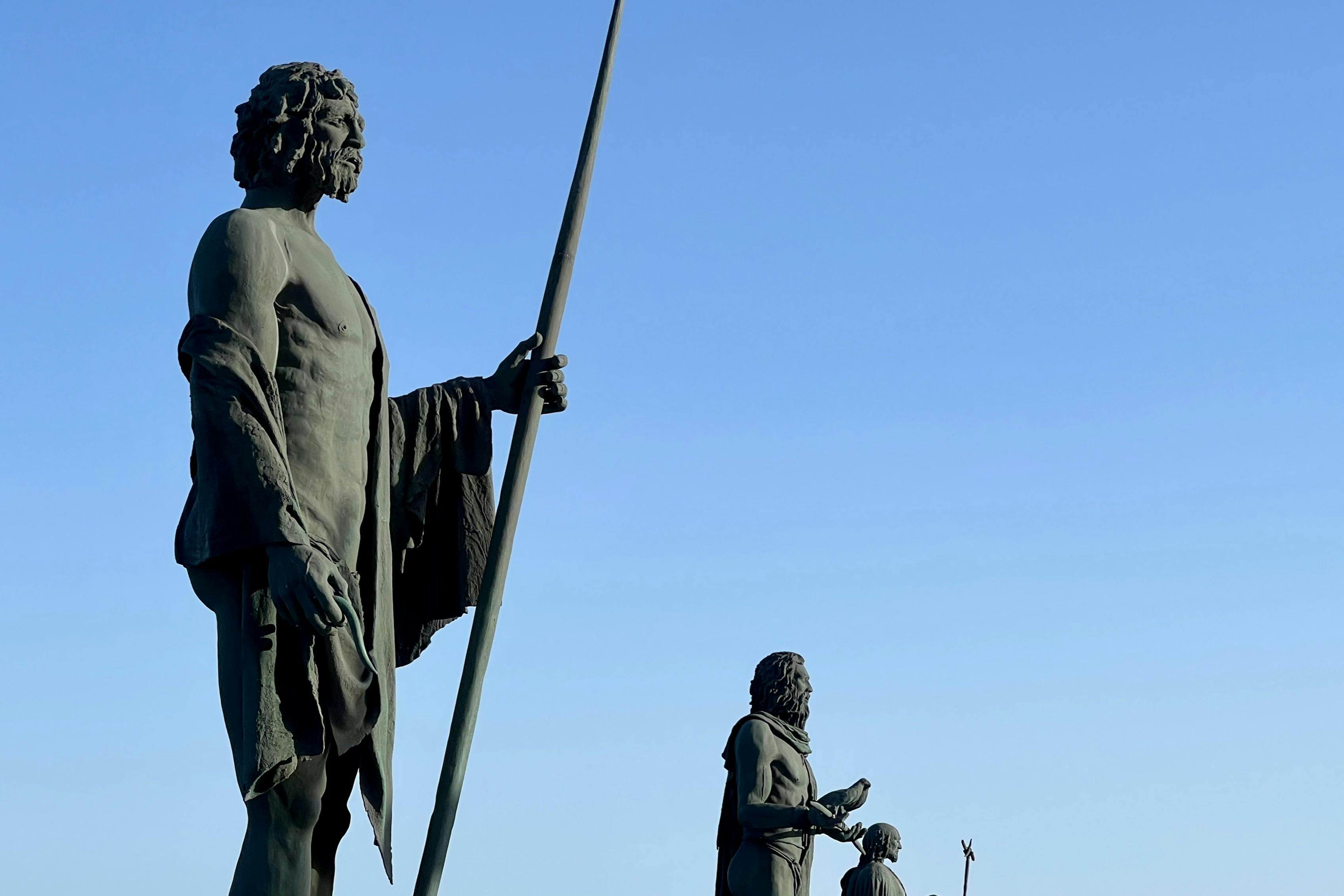 Εκδρομή με ξενάγηση στο νησί