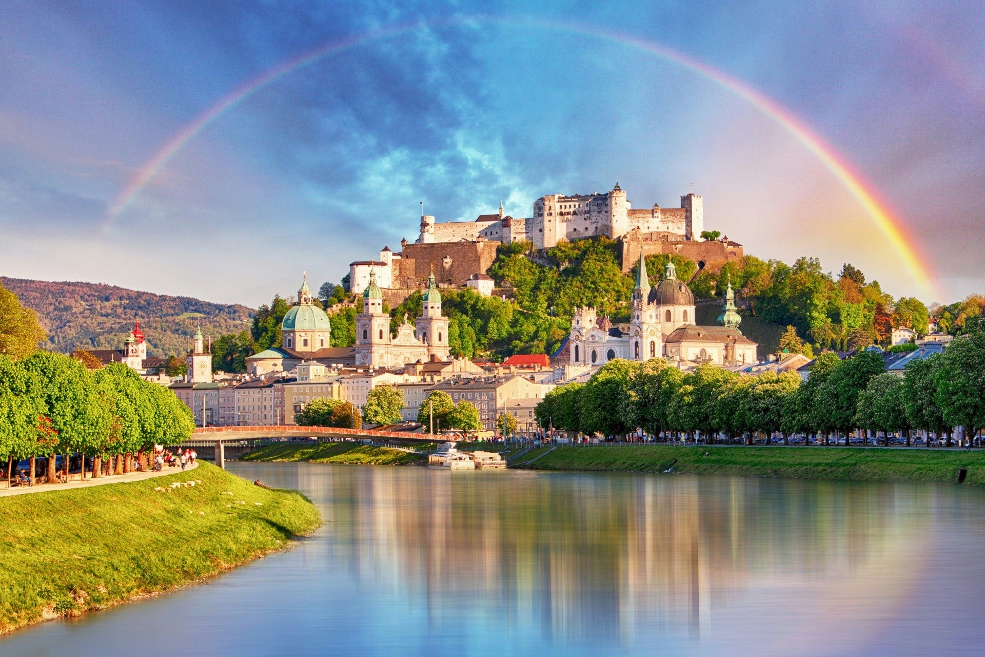 Salzburgo: Casco Antiguo, Mozart y Jardines de Mirabell a pie