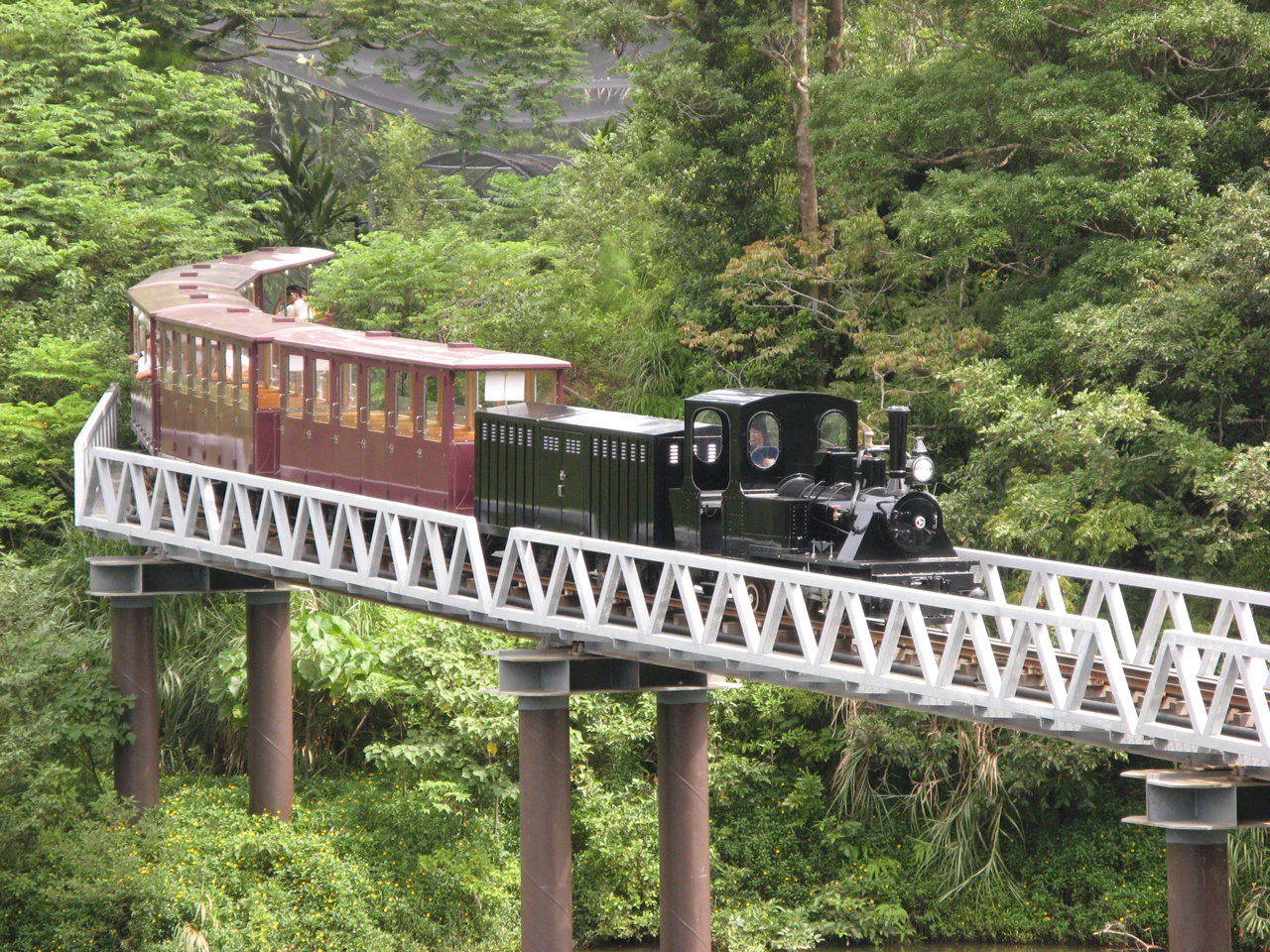 Neo Park Okinawa: Admission + Train Ticket