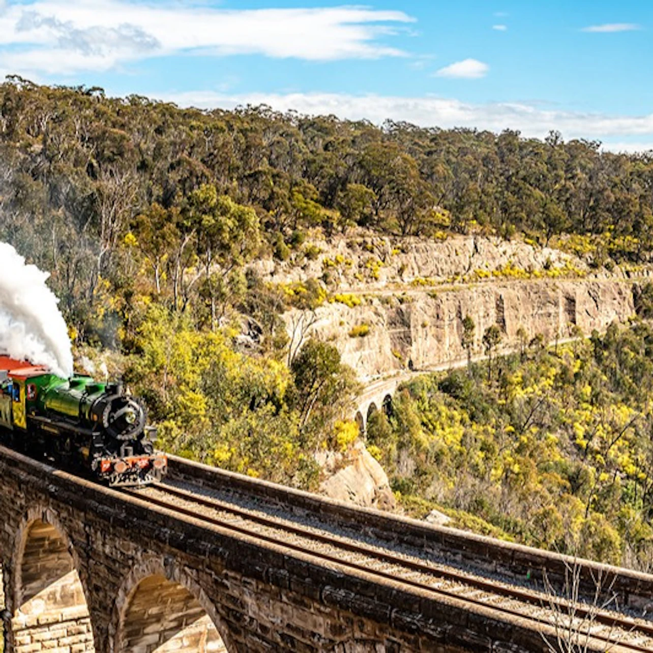 Zig Zag Railway: Clarence to Top Points/Bottom Points Roundtrip Train Ride in Sydney β Tiqets