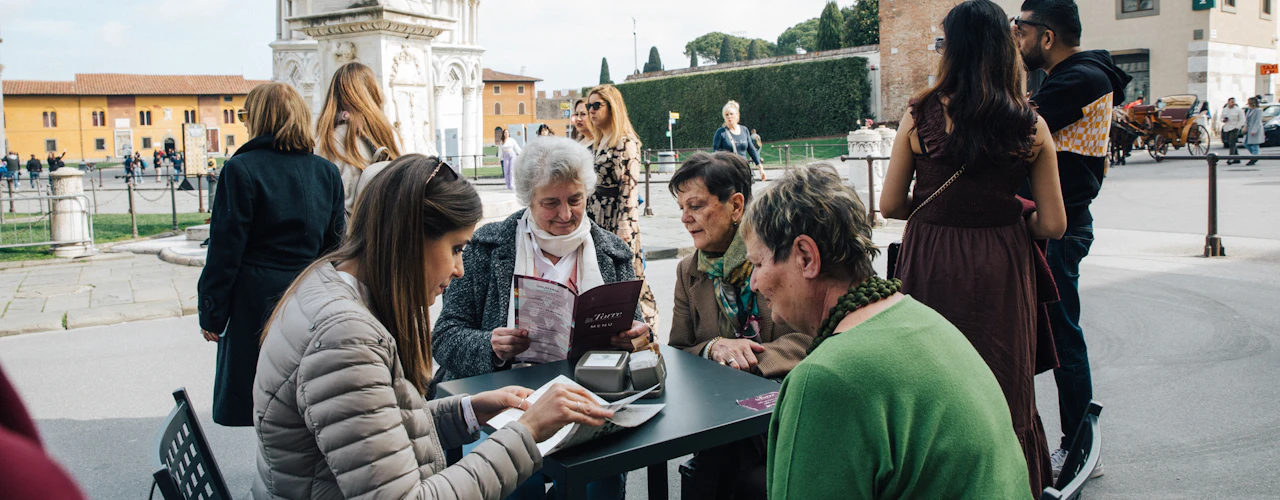 Escursione a Firenze e Pisa da La Spezia: Accesso prioritario agli autobus