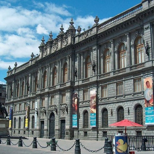 Palaces of Mexico City: Guided Walking Tour