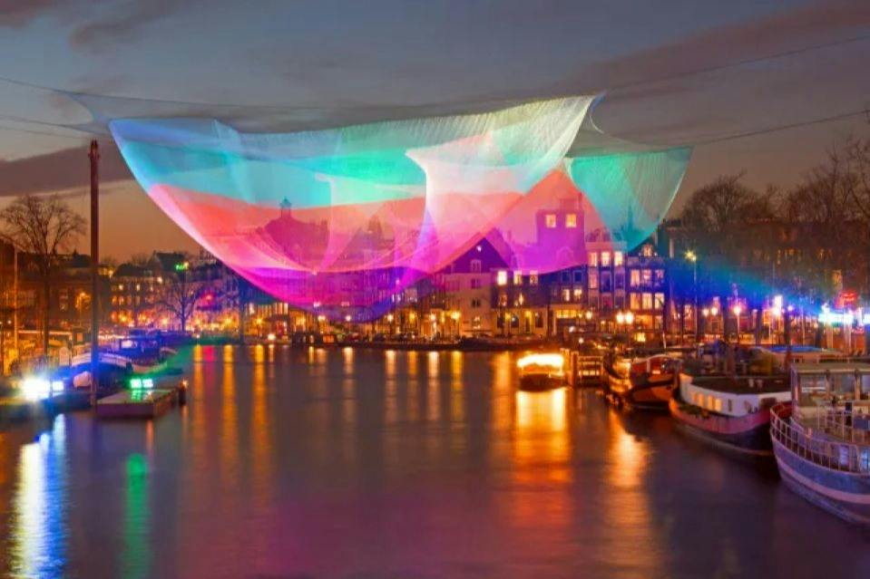 Amsterdam Light Festival: Saloon Boat Cruise + Optional Unlimited Drinks - Photo 7