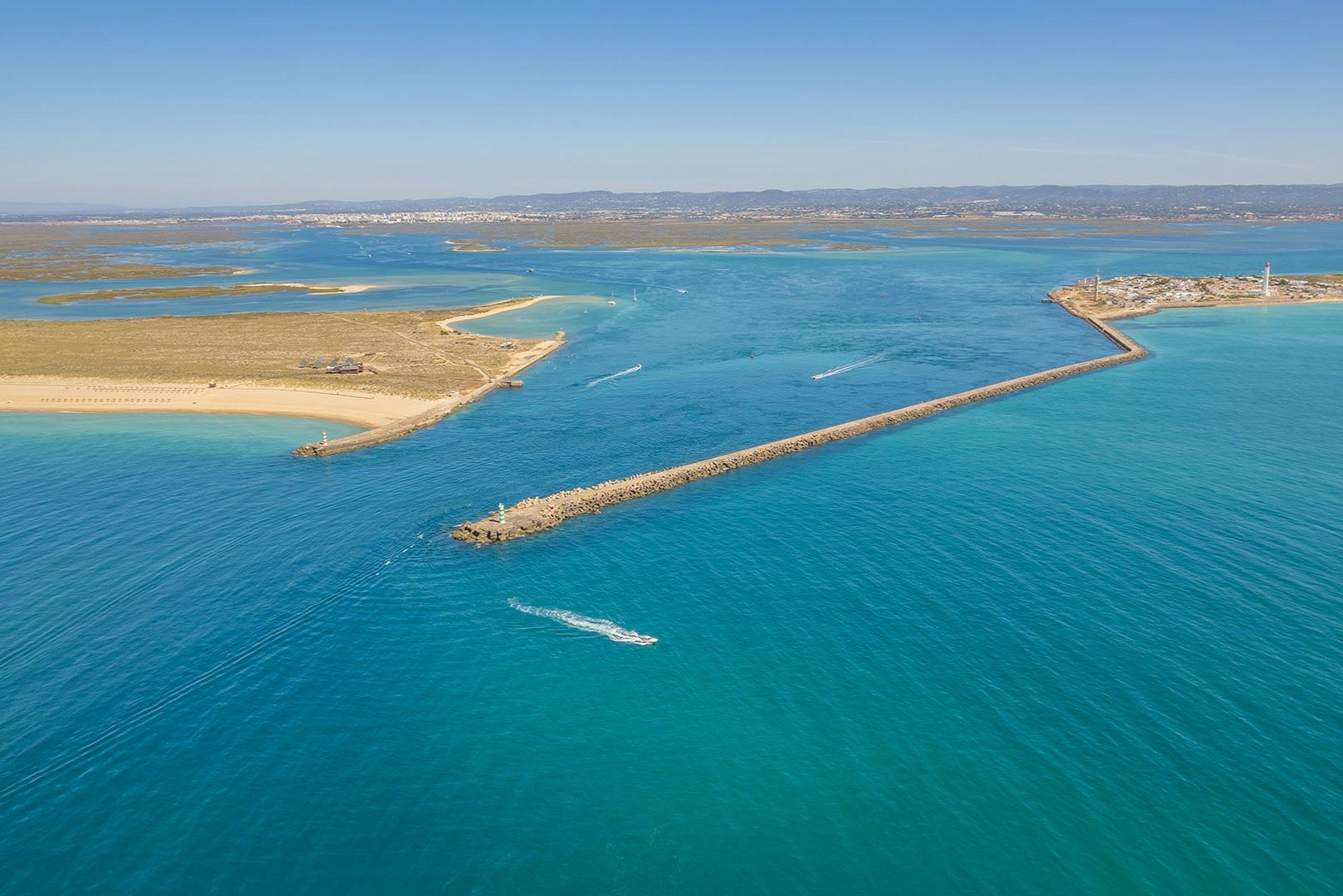 Passeio de barco às ilhas Deserta e Farol na Ria Formosa