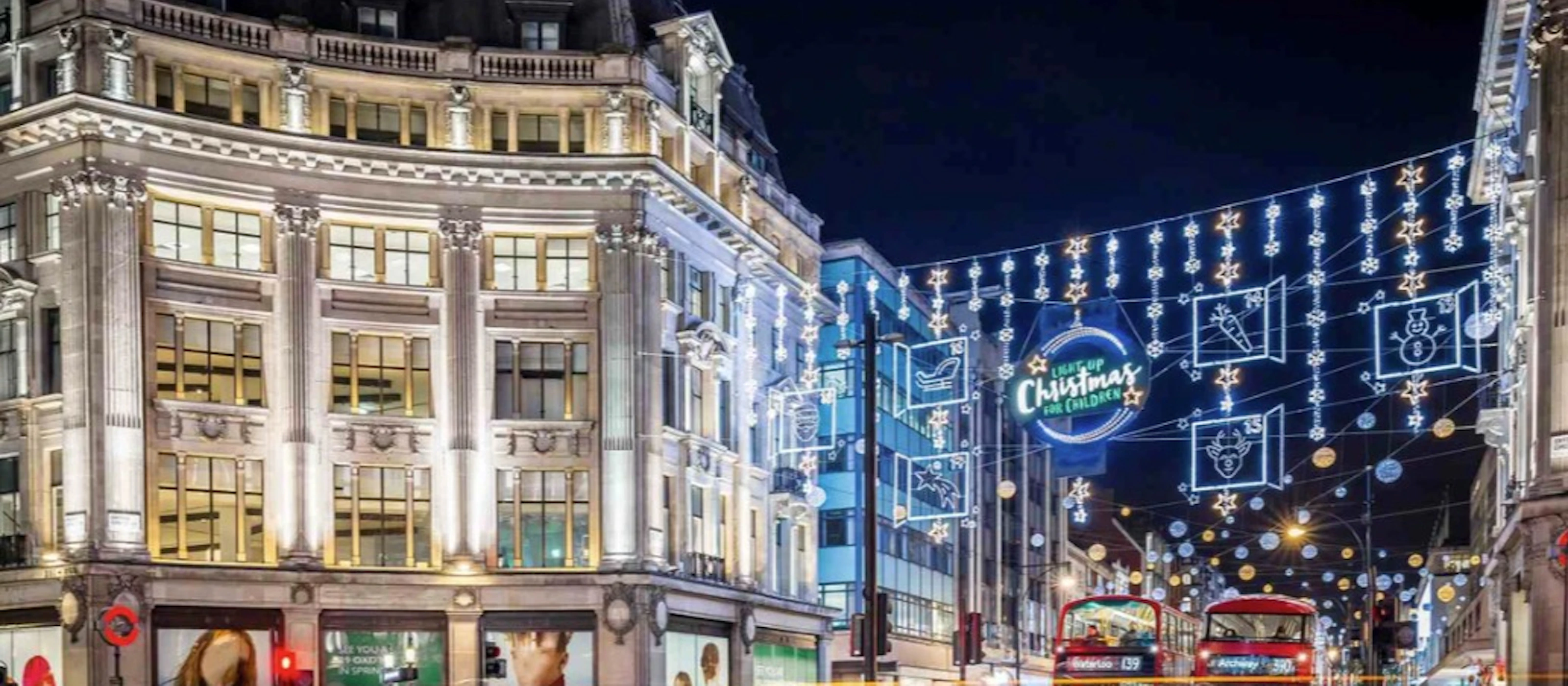 London: Bustour zu den Weihnachtsbeleuchtungen mit Audioguide + Hin- und Rückfahrt Uber Boat
