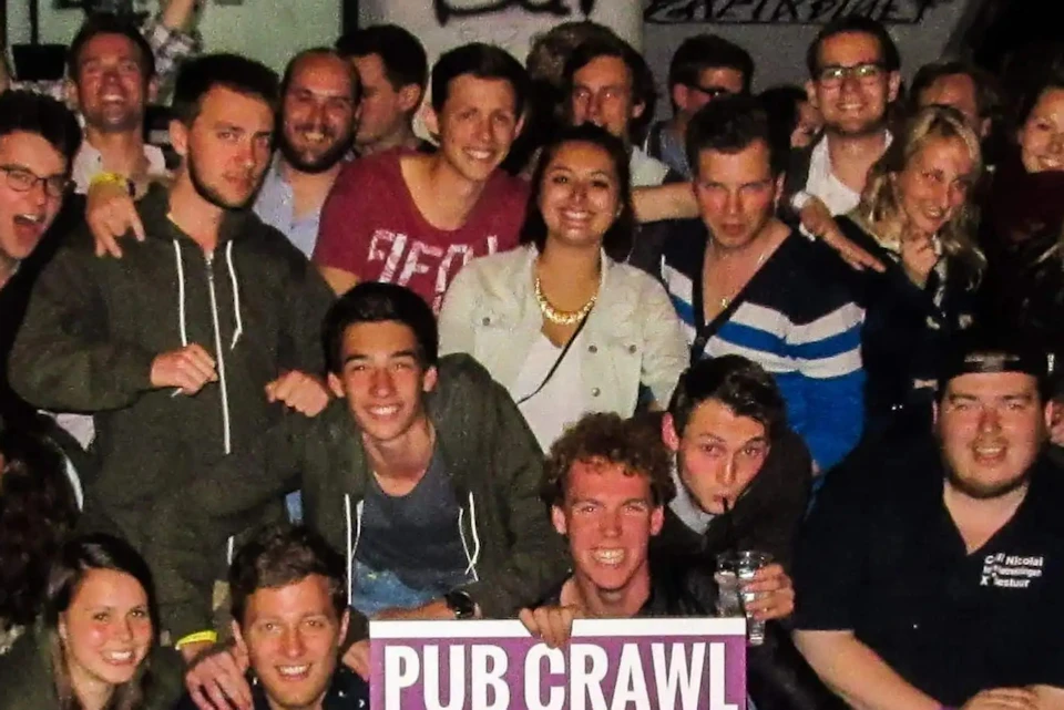 Pub Crawl Friends