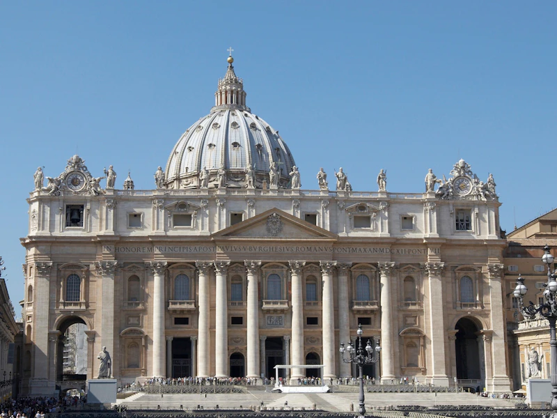 Vatican Museums & St. Peter's Basilica: Semi-Private Guided Tour