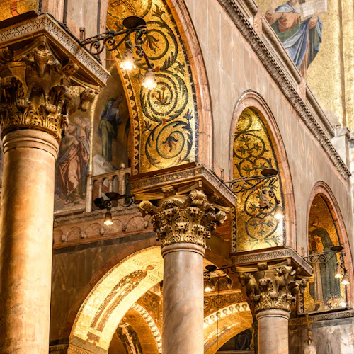 St. Mark’s Basilica Hosted Entry Ticket + Terrace Access - Photo 5