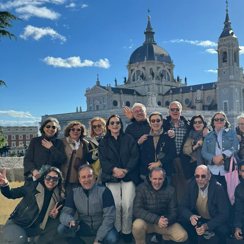 Madrid: Visita guiada em Tuk Tuk + Transfer de ida e volta - Photo 2