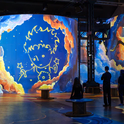 Atelier des Lumières: The Little Prince Exhibition - Photo 2