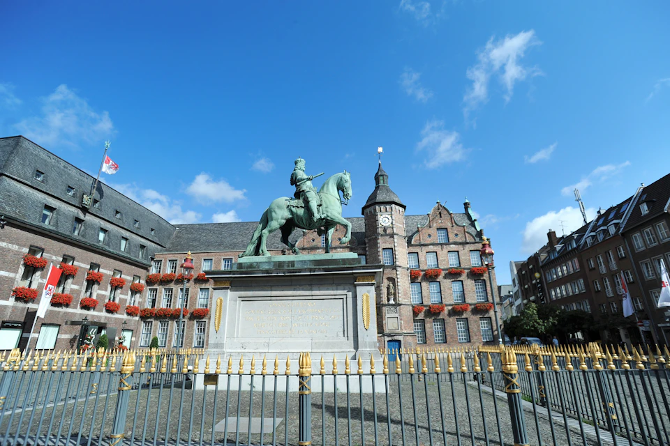 Town Hall with Jan Wellem