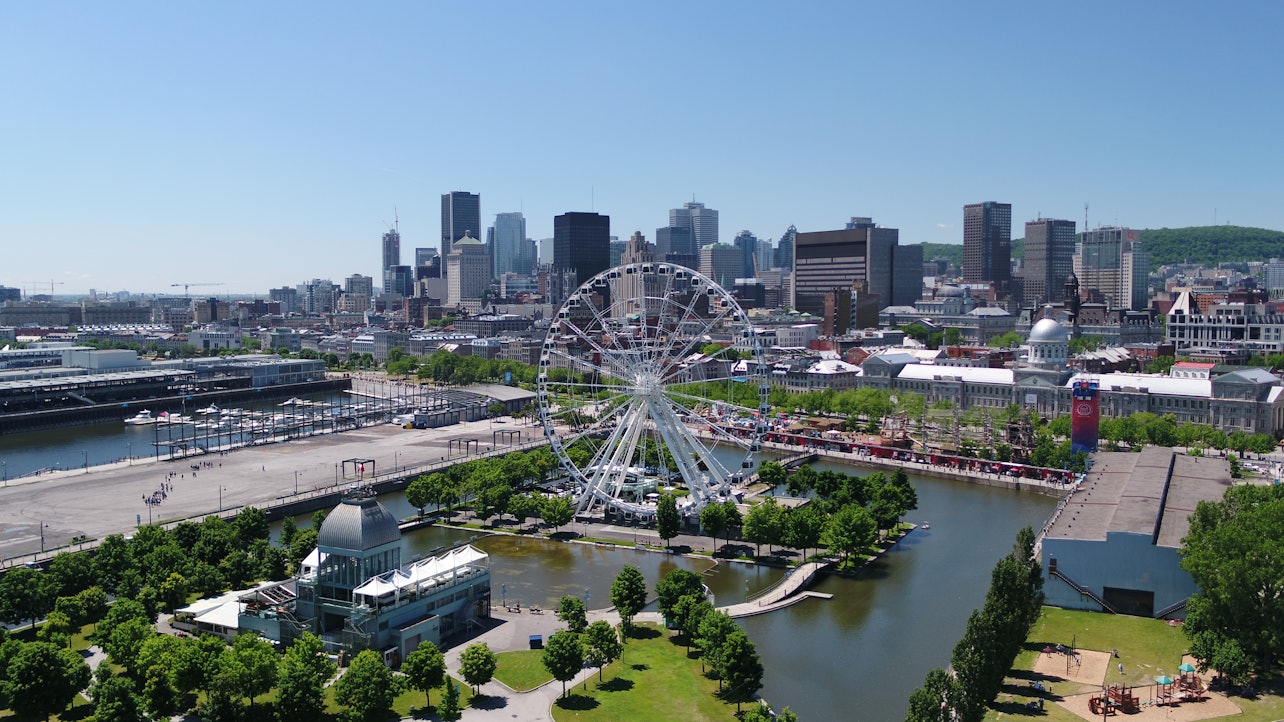 La Grande Roue de Montreal: entrada na roda-gigante - Acomodações em Montreal