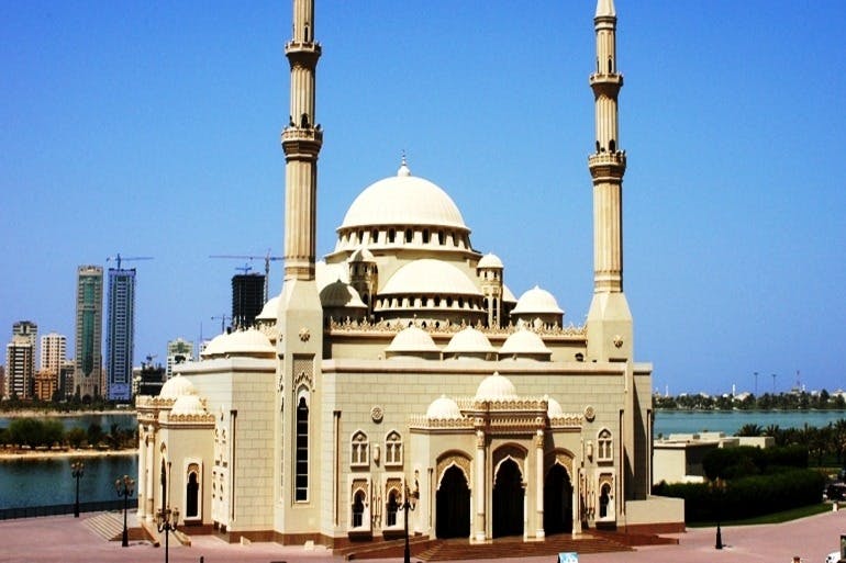 Orient Tours Dubai - Sharjah City Sightseeing Tour - The Pearl of the Gulf
