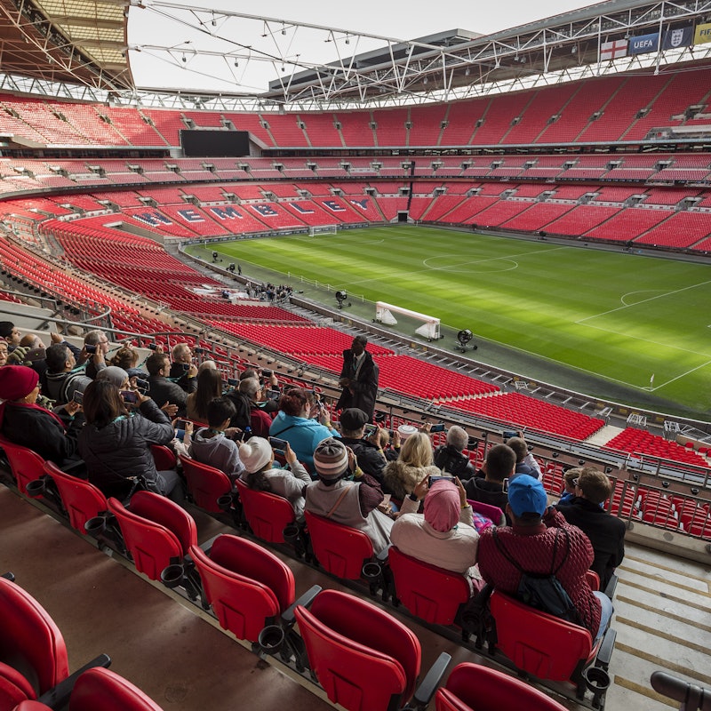 ウェンブリー スタジアム ツアーのチケット ロンドン Tiqets ウェンブリー スタジアム ツアーのチケット ロンドン Tiqets