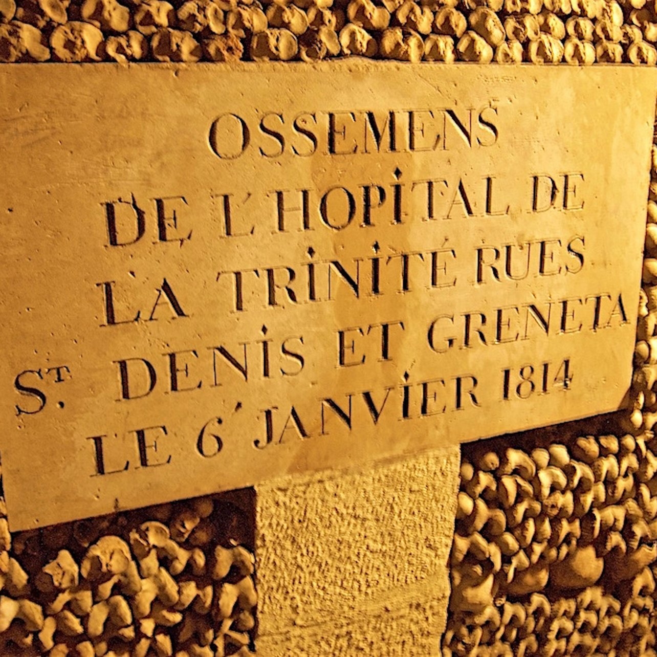 Catacumbas de París: Visita guiada semiprivada en inglés - Alojamientos en Paris