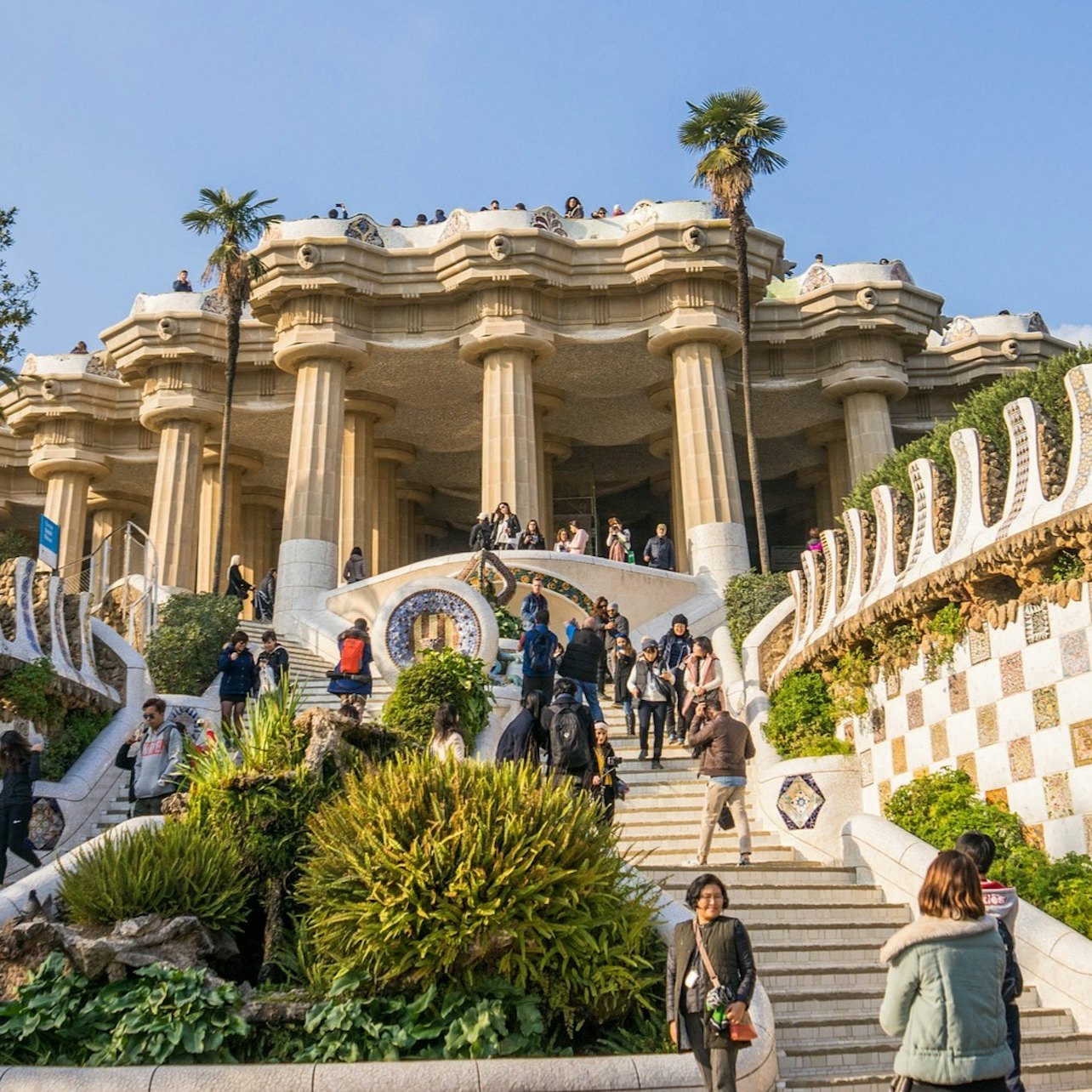 Parque Güell: Entrada sin hacer cola + Visita guiada en inglés, francés, alemán o español - Alojamientos en Barcelona