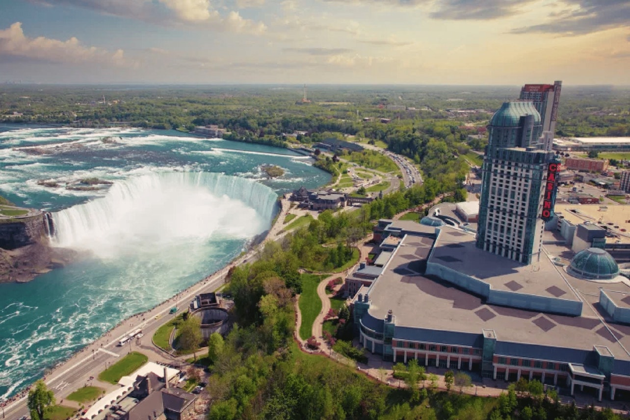 Niagara Falls Power Station Tour with Skylon Tower & Tailrace Tunnel Experience - Accommodations in Niagara Falls