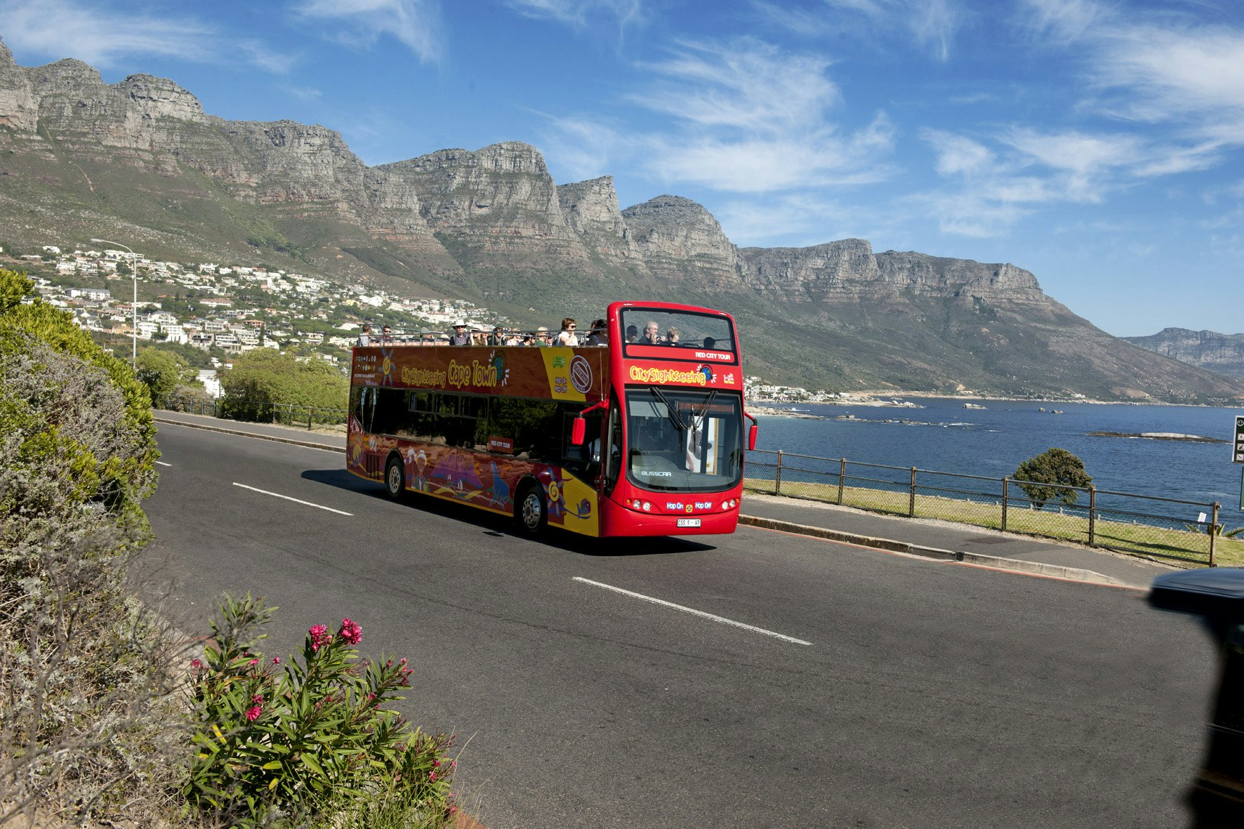 Gør det tungt I indvirkning Hop-on Hop-off Bus Cape Town & Table Mountain Cable Car