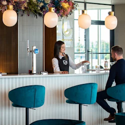 Edinburgh Airport - Plaza Premium Lounge (avgångshall)