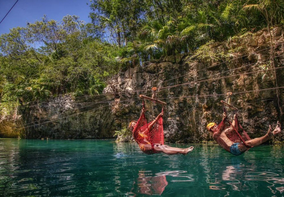Aquaculture in hammocks