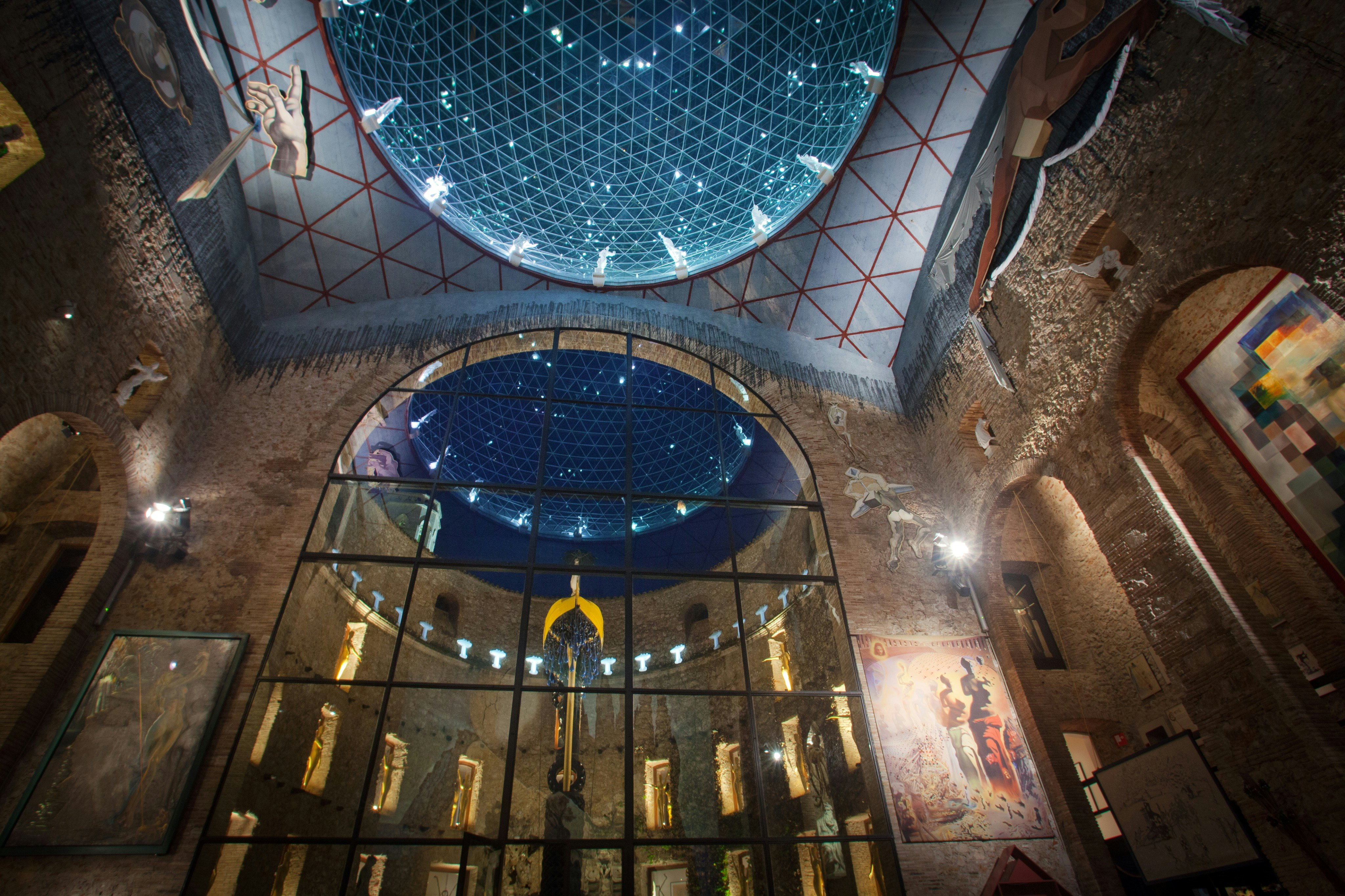Dalí Theatre-Museum: Nighttime Entry Ticket + Guided Tour