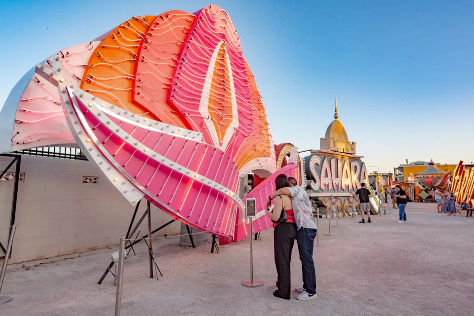 Neon Museum Evening Experience and Las Vegas Night Tour